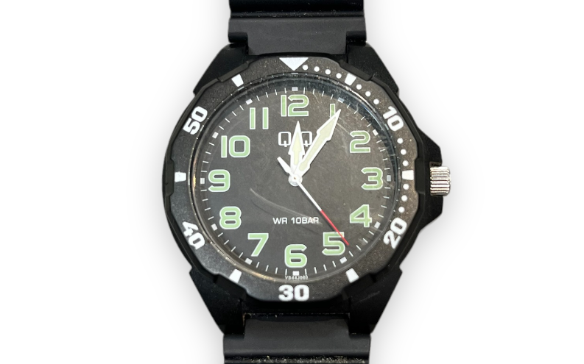 Q&Q Orologio da Uomo Nero Rosso Analogico Silicone Quarzo 10ATM da